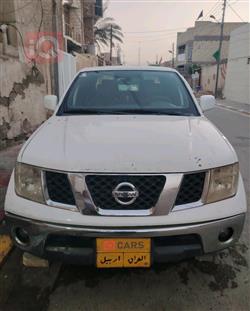نیسان نەڤارا
